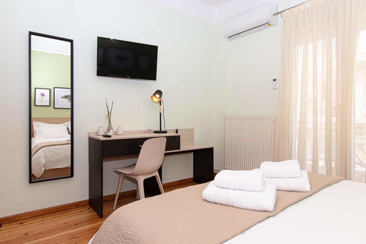 Large, Sunny, Modern Apartment Fully Renovated, Next To Agia Sofia Солун Екстериор снимка