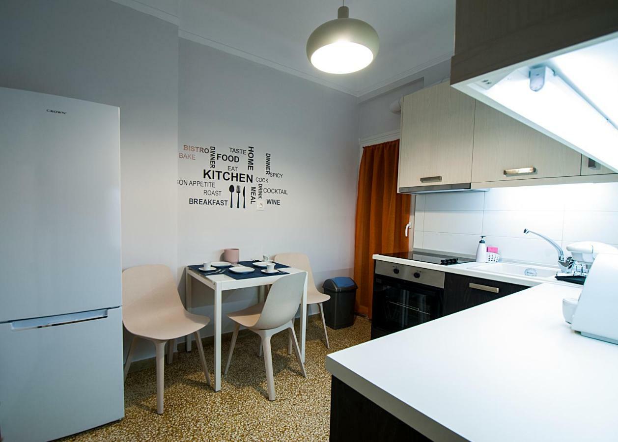 Large, Sunny, Modern Apartment Fully Renovated, Next To Agia Sofia Солун Екстериор снимка